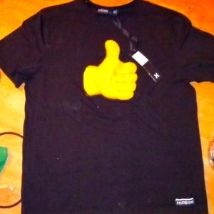Hudson thumbs up Tshirt